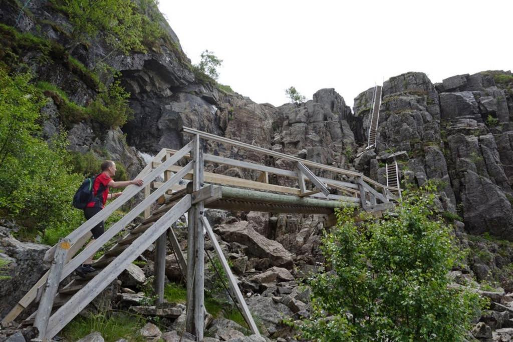 Villa Skjerping Gardshus, Lonevåg Exterior foto